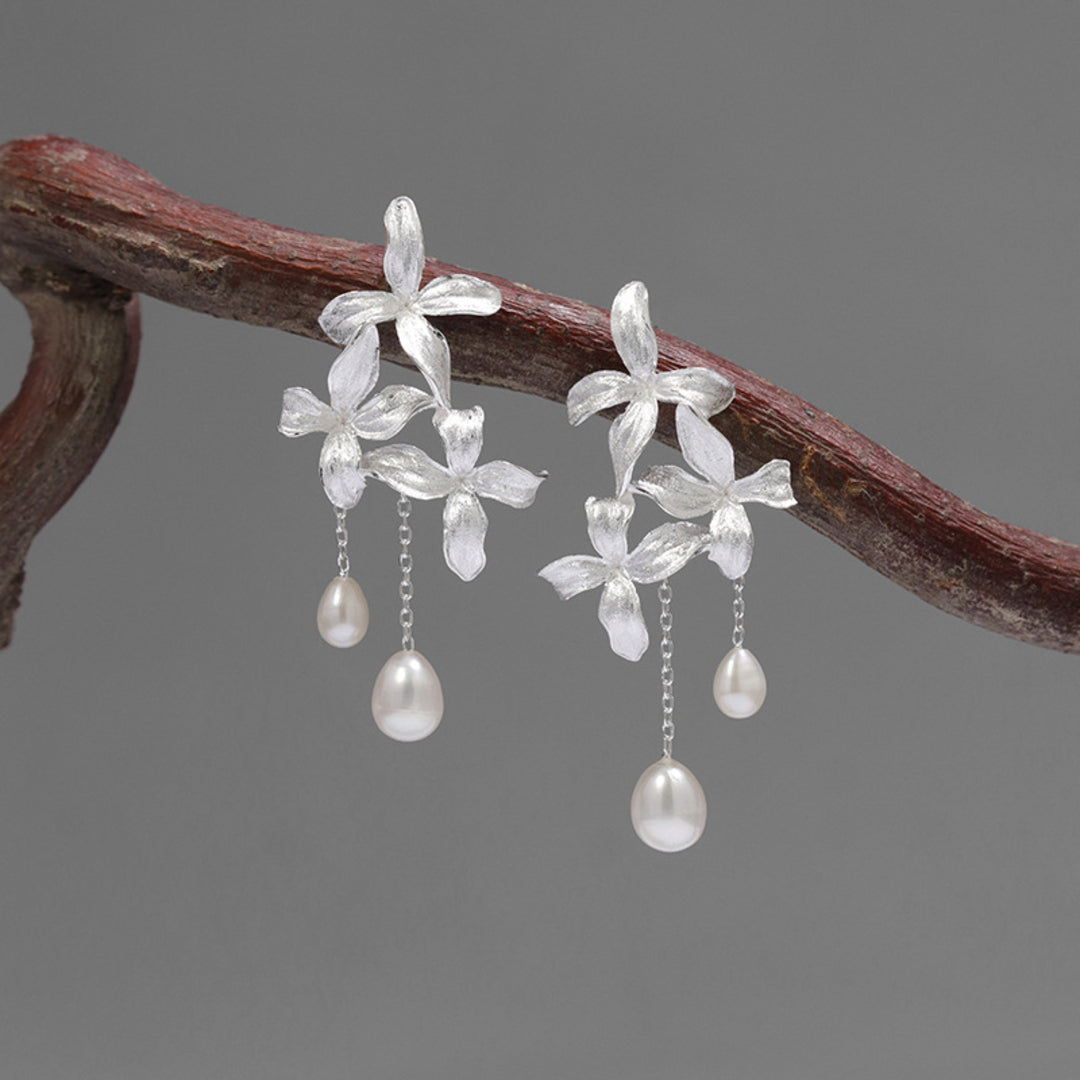 Dangle-Earrings-With-Lilac-Flowers-And-Pearls-By-Yonandole_1