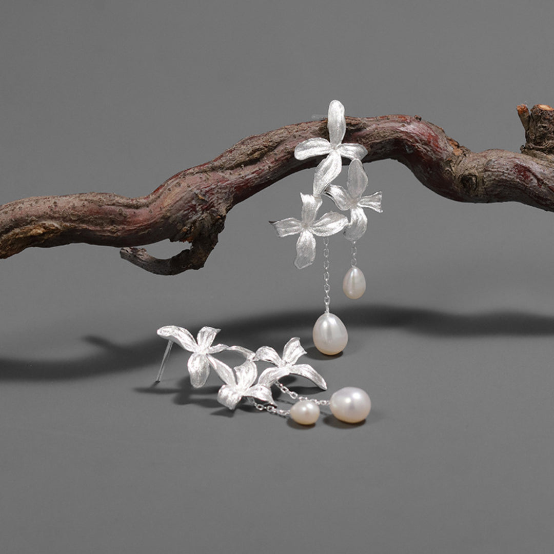 Dangle-Earrings-With-Lilac-Flowers-And-Pearls-By-Yonandole_11