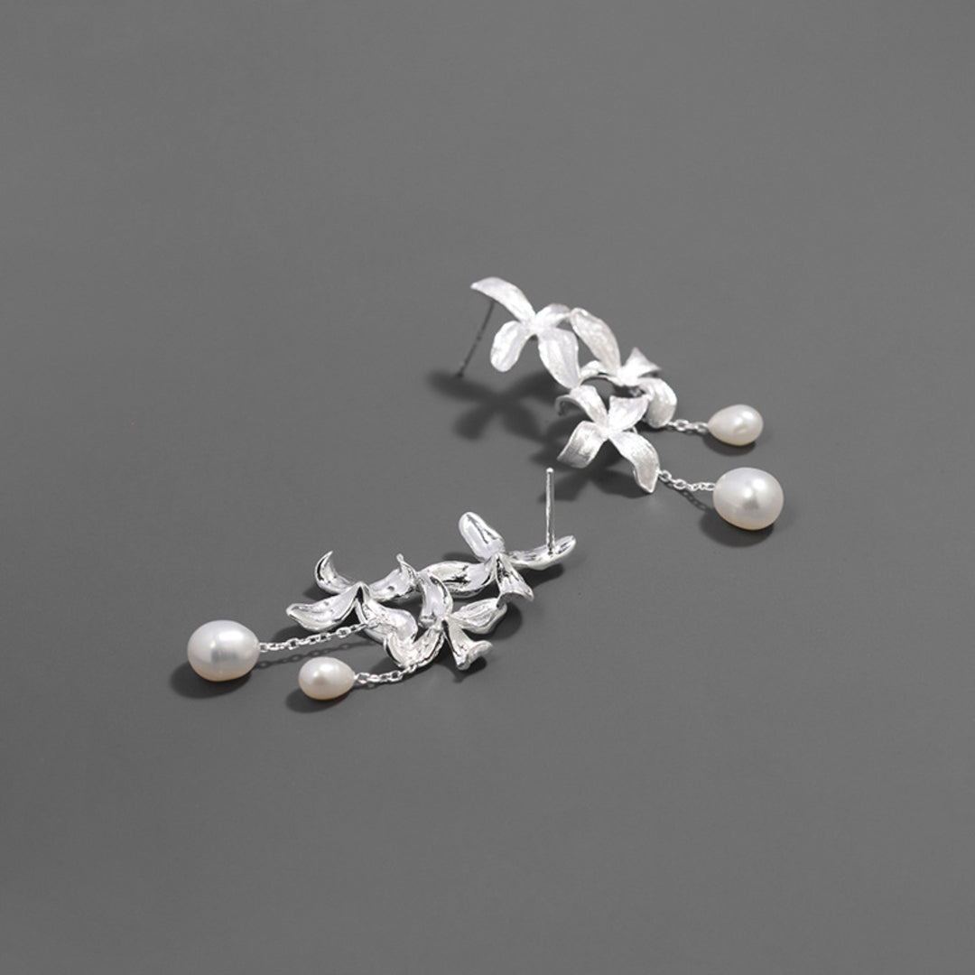 Dangle-Earrings-With-Lilac-Flowers-And-Pearls-By-Yonandole_14