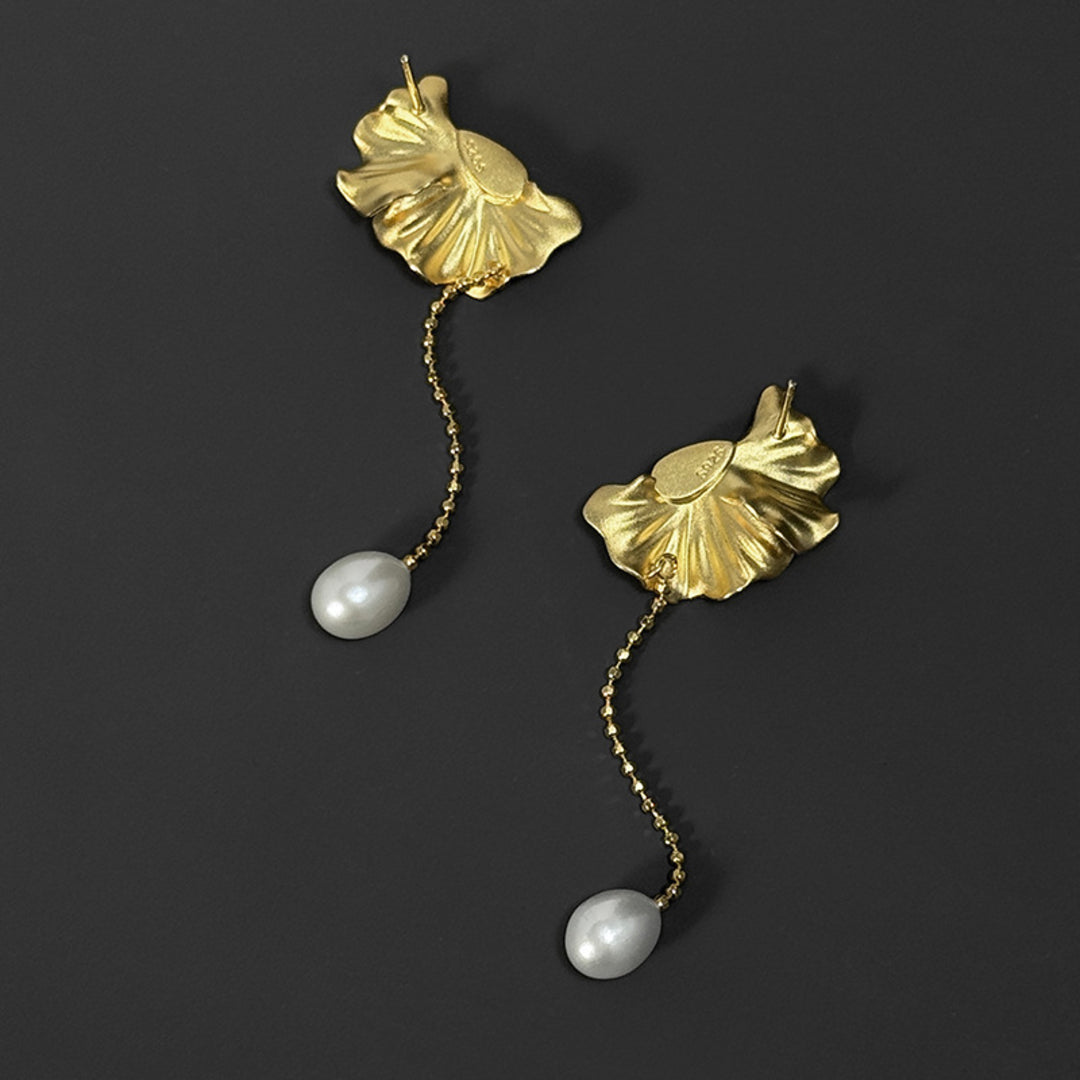 Dangle-Earrings-With-Poppy-Blossom-And-Pearldrop-By-Yonandole_9