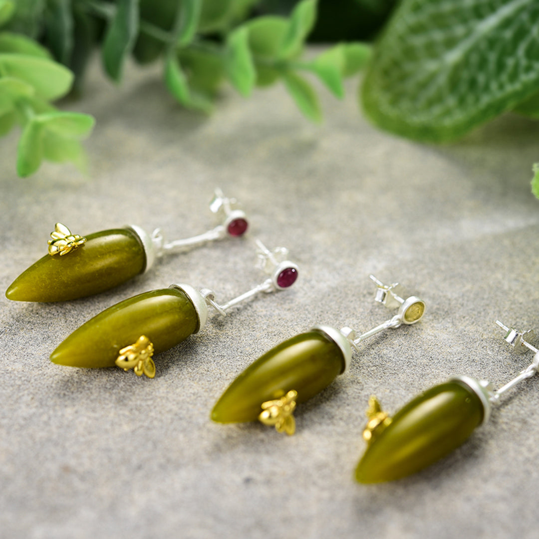 Dangle-Earrings-With-Serpentine-Cone-And-Bee-By-Yonandole_2