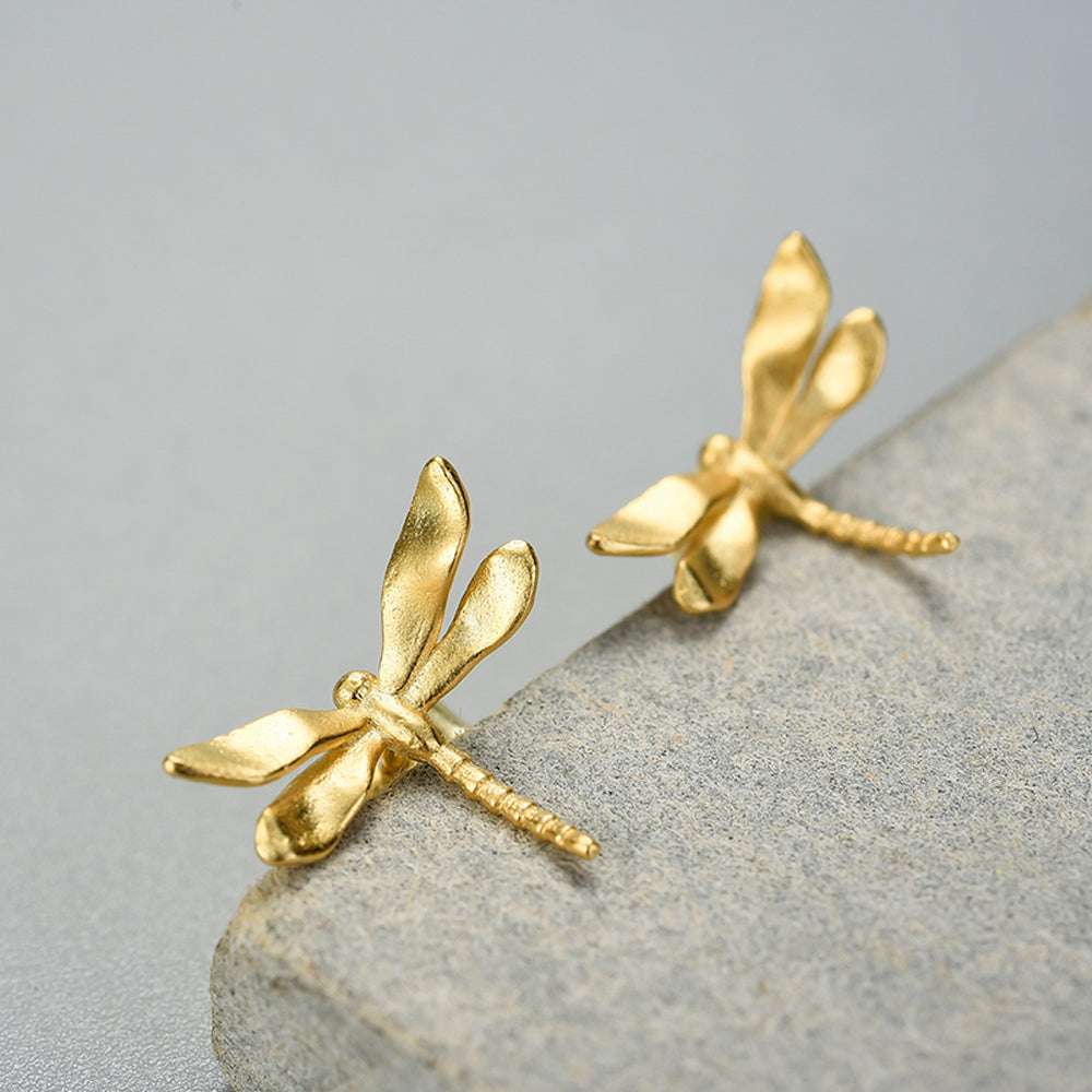 
                      
                        Dragonfly-Earrings-By-Yonandole_2
                      
                    