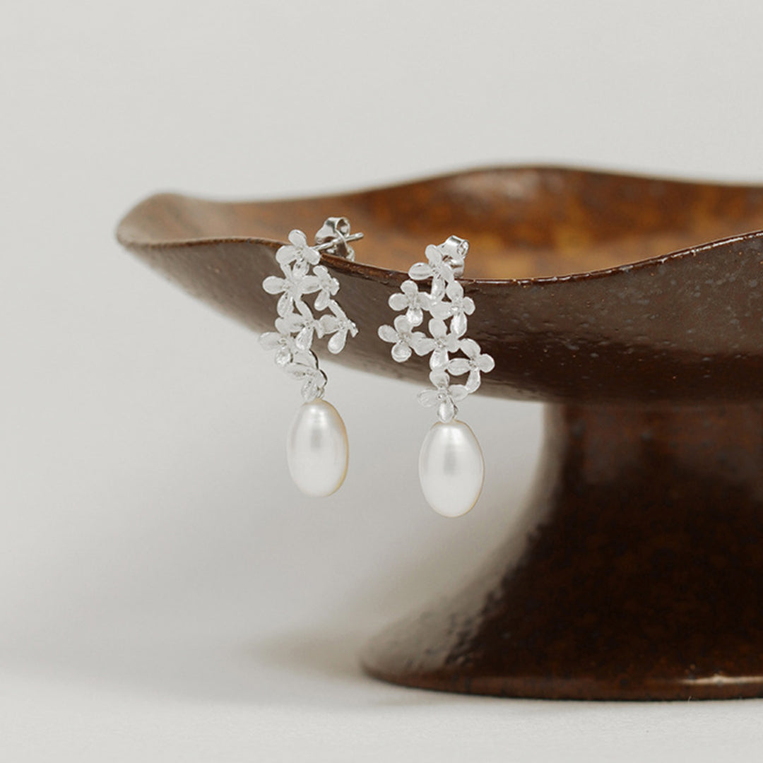 Drop-Earrings-With-Osmanthus-Flowers-And-Pearl-By-Yonandole_9