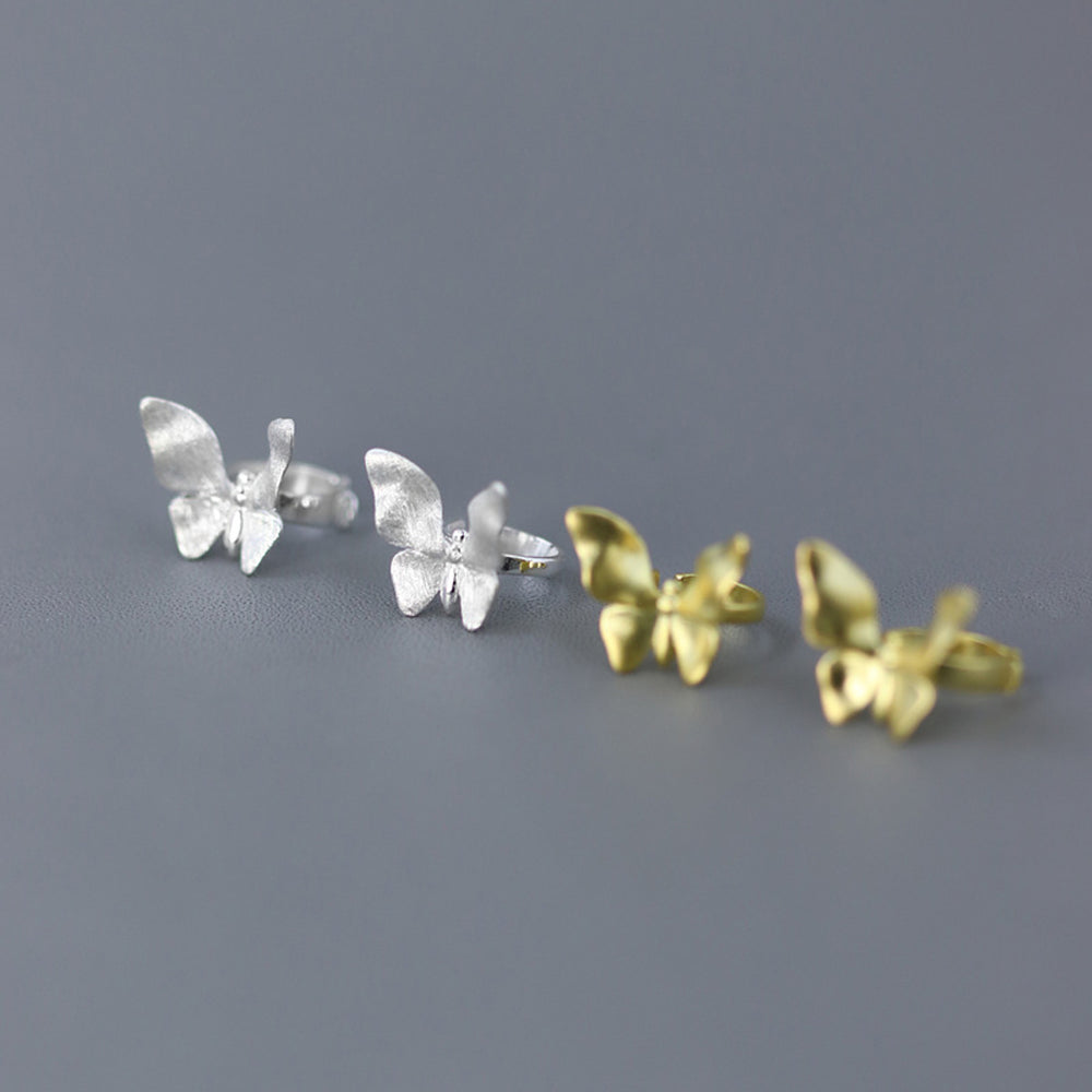 
                      
                        Ear-Cuff-Earrings-With-Butterfly-By-Yonandole_1
                      
                    