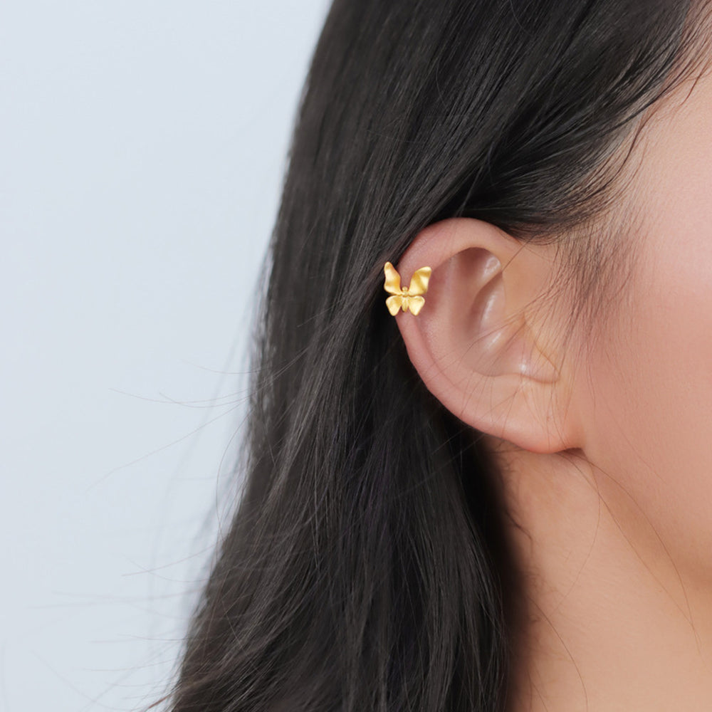 
                      
                        Ear-Cuff-Earrings-With-Butterfly-By-Yonandole_3
                      
                    