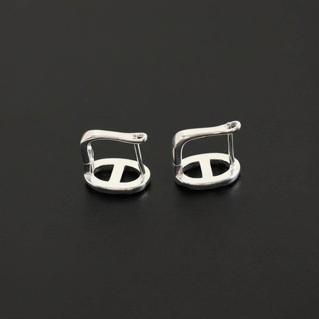 Earrings-With-A-Hammered-Molten-Look-By-Yonandole_5