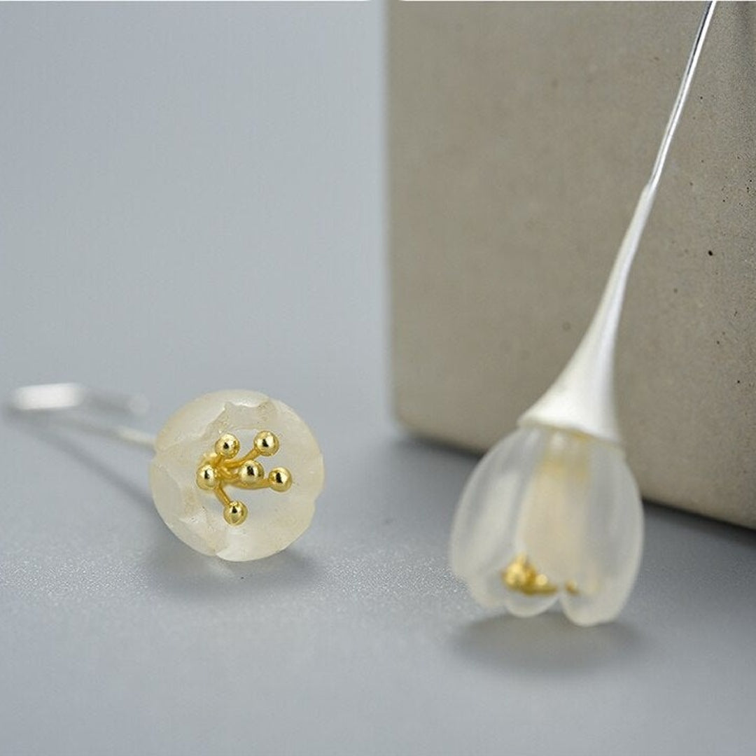 Classic outlet earrings with Lily of the Valley blossom gold plated 925 sterling silver and freshwater pearl