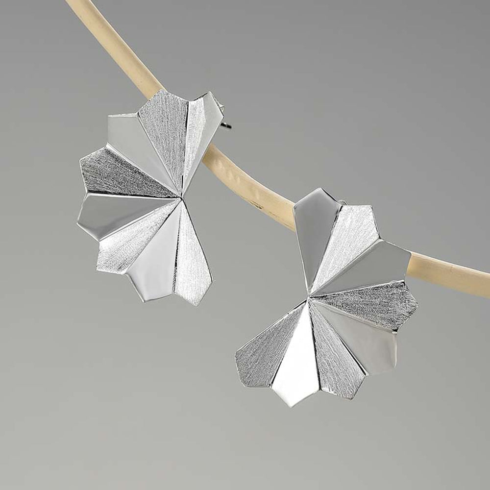 
                  
                    Earrings-With-Fold-Pattern-By-Yonandole_2
                  
                