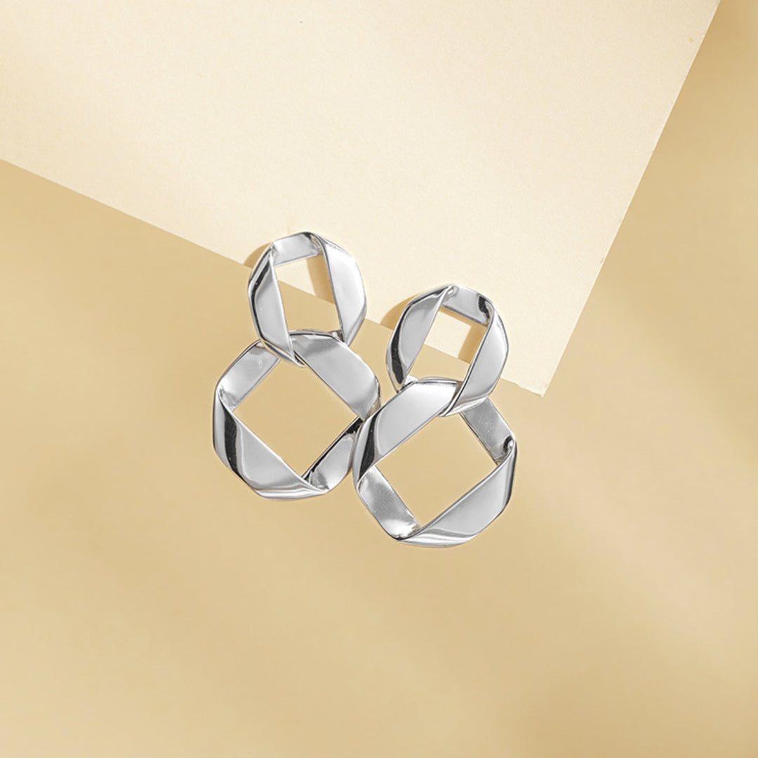 Earrings-With-Interlinked-Flat-Square-Ribbons-By-Yonandole_5