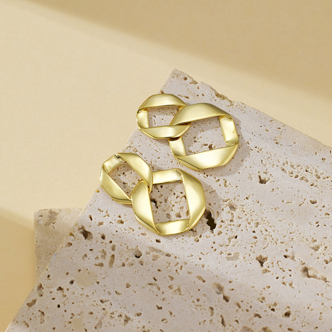 Earrings-With-Interlinked-Flat-Square-Ribbons-By-Yonandole_6