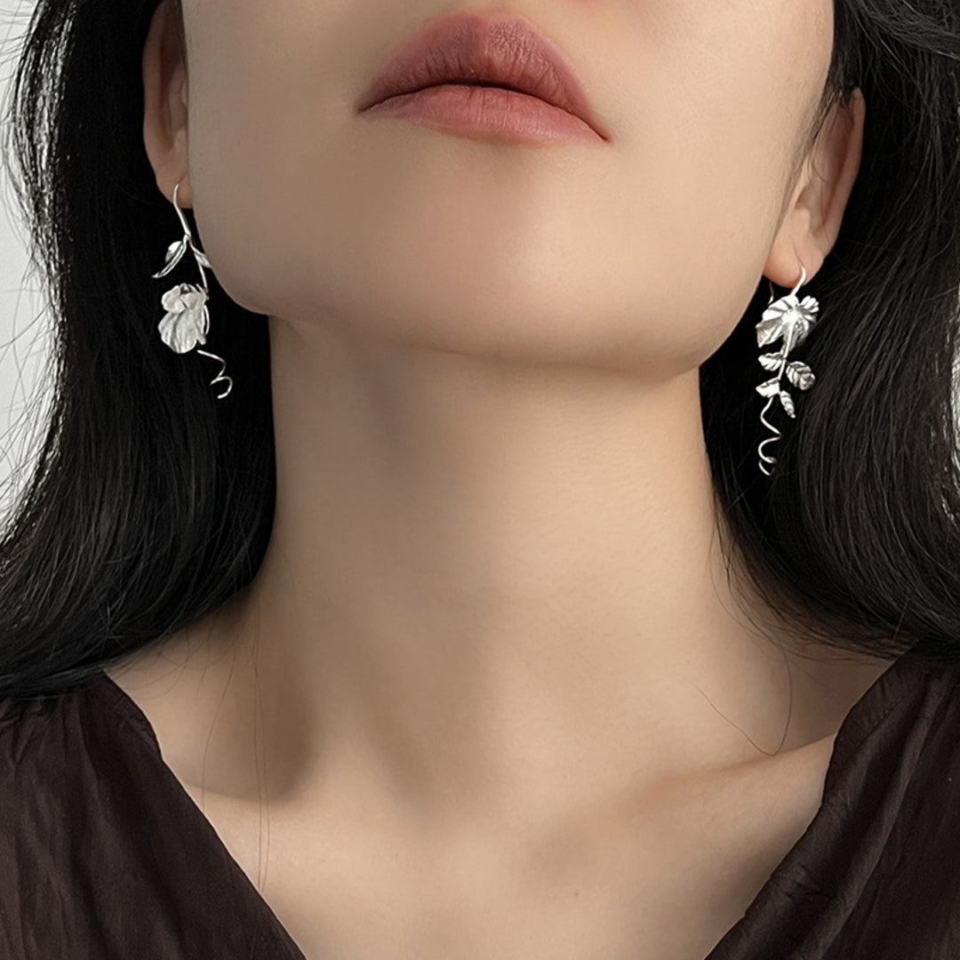 Earrings-With-Pea-Blossom-By-Yonandole_0