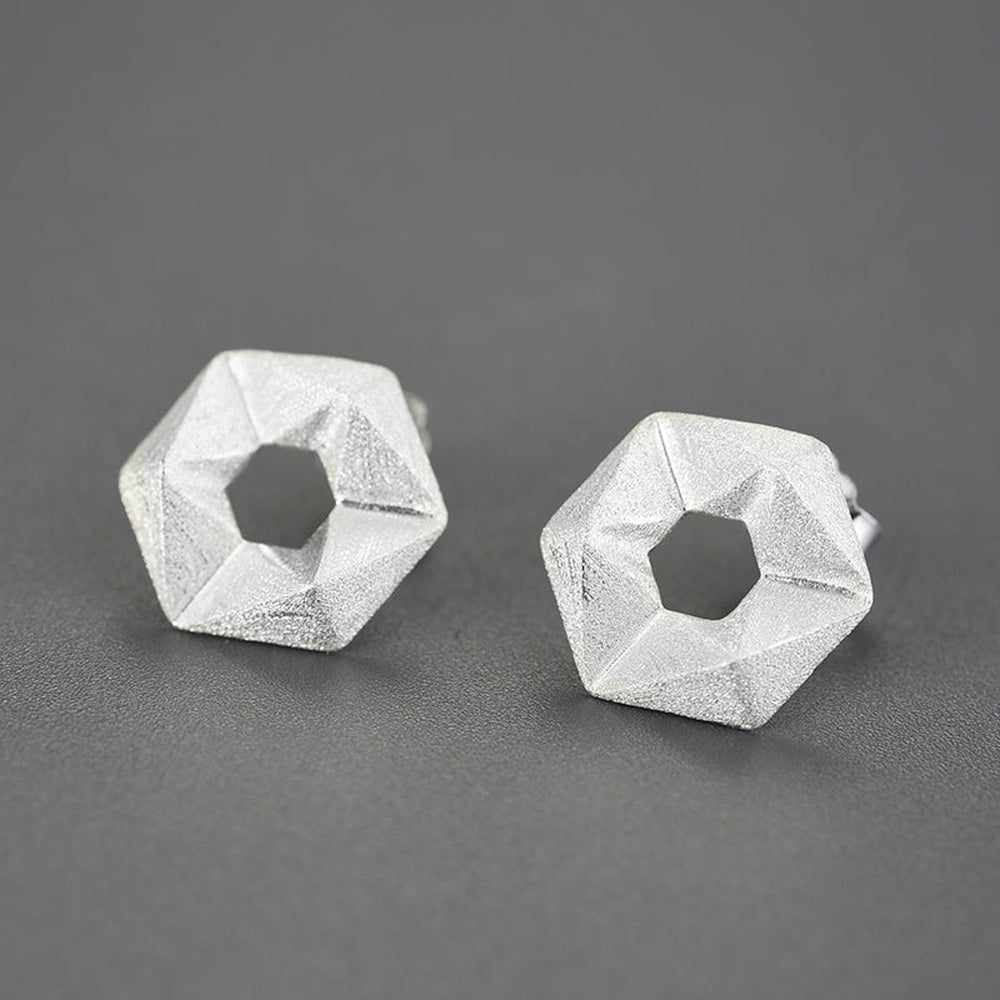 Earrings-With-Stereoscopic-Hexagon-By-Yonandole_10