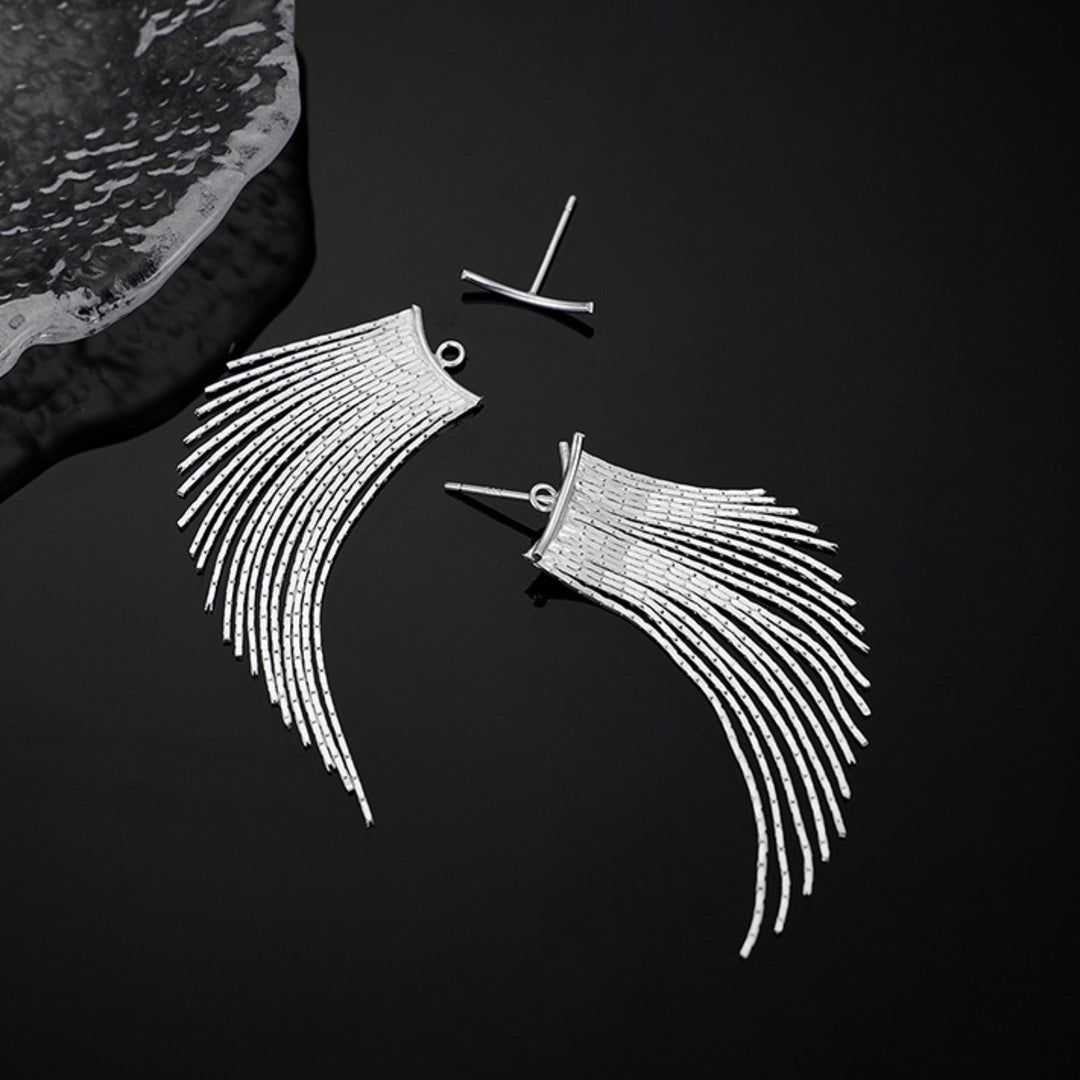 Elegant-Tassel-Earrings-With-Graduated-Strands-By-Yonandole_3