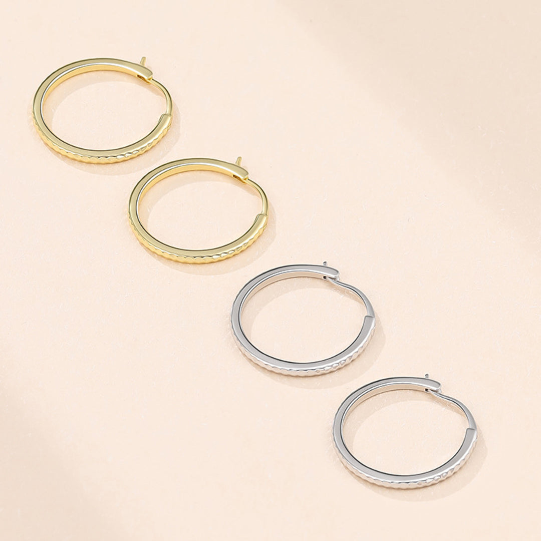Elegant-Textured-Hoop-Earrings-By-Yonandole_2