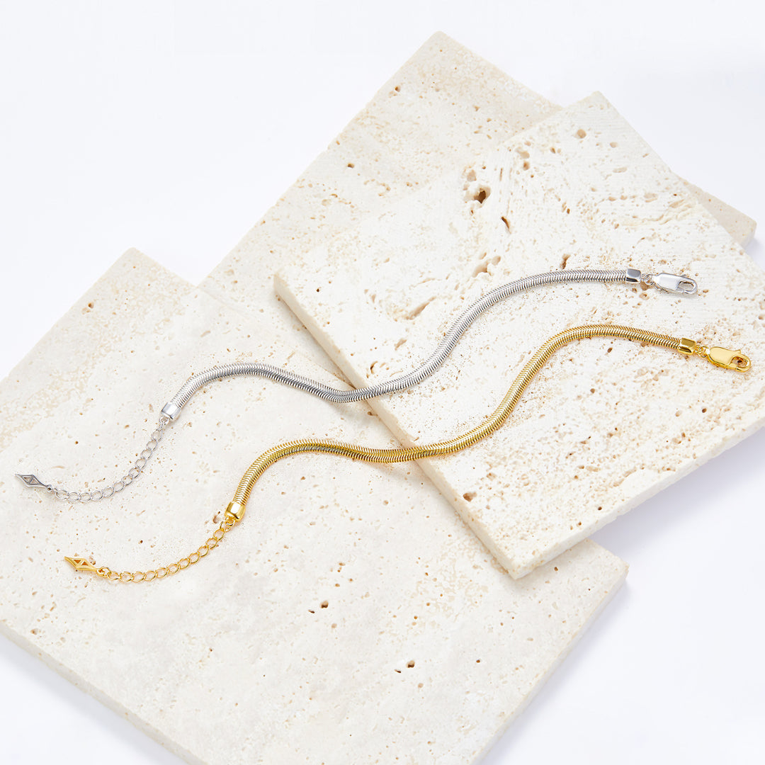 Flat-Snake-Bone-Bracelet-By-Yonandole_1