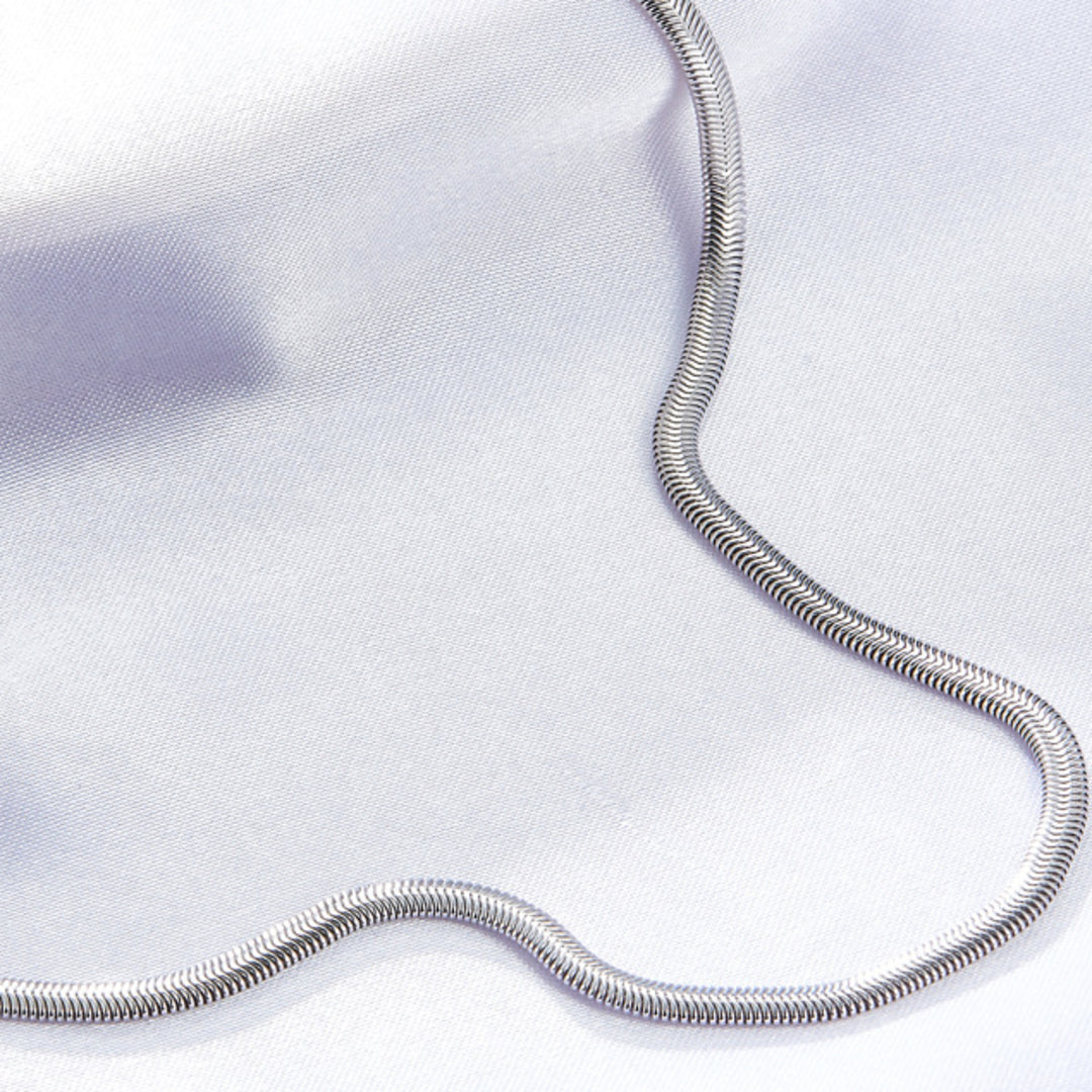 Flat-Snake-Chain-Necklace-By-Yonandole_12