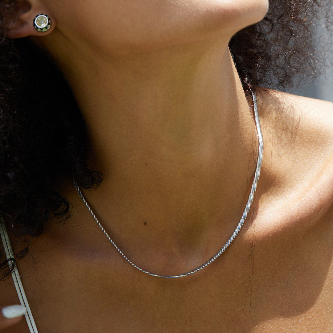 Flat-Snake-Chain-Necklace-By-Yonandole_3