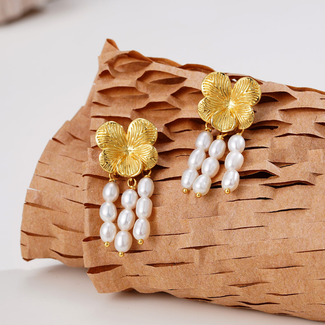 Flower-Earrings-With-Pearl-Tassels-By-Yonandole_4