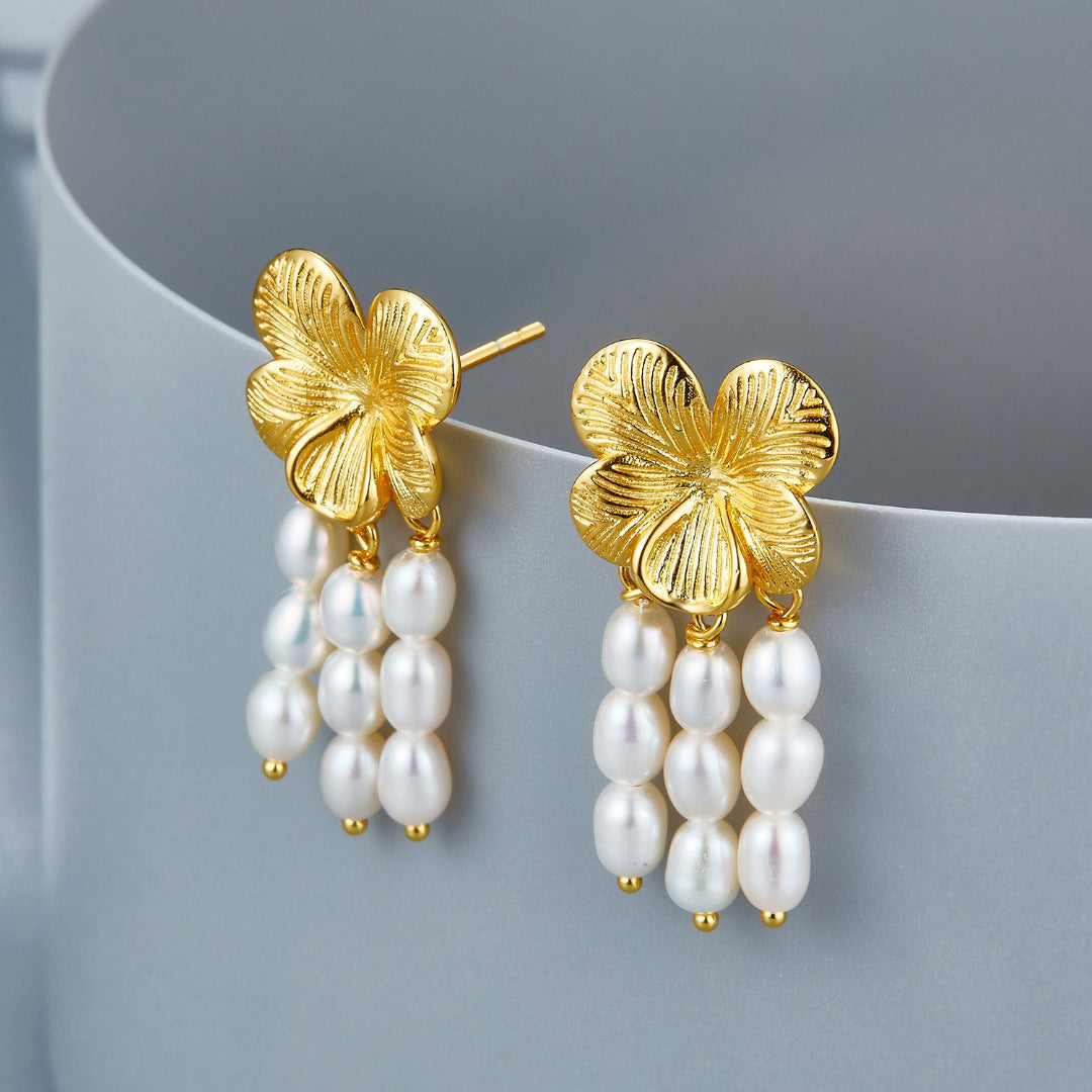 Flower-Earrings-With-Pearl-Tassels-By-Yonandole_6