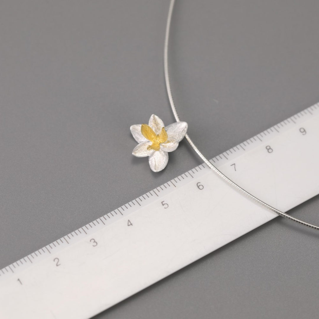 Flower-Pendant-With-Torque-Necklace-By-Yonandole_6
