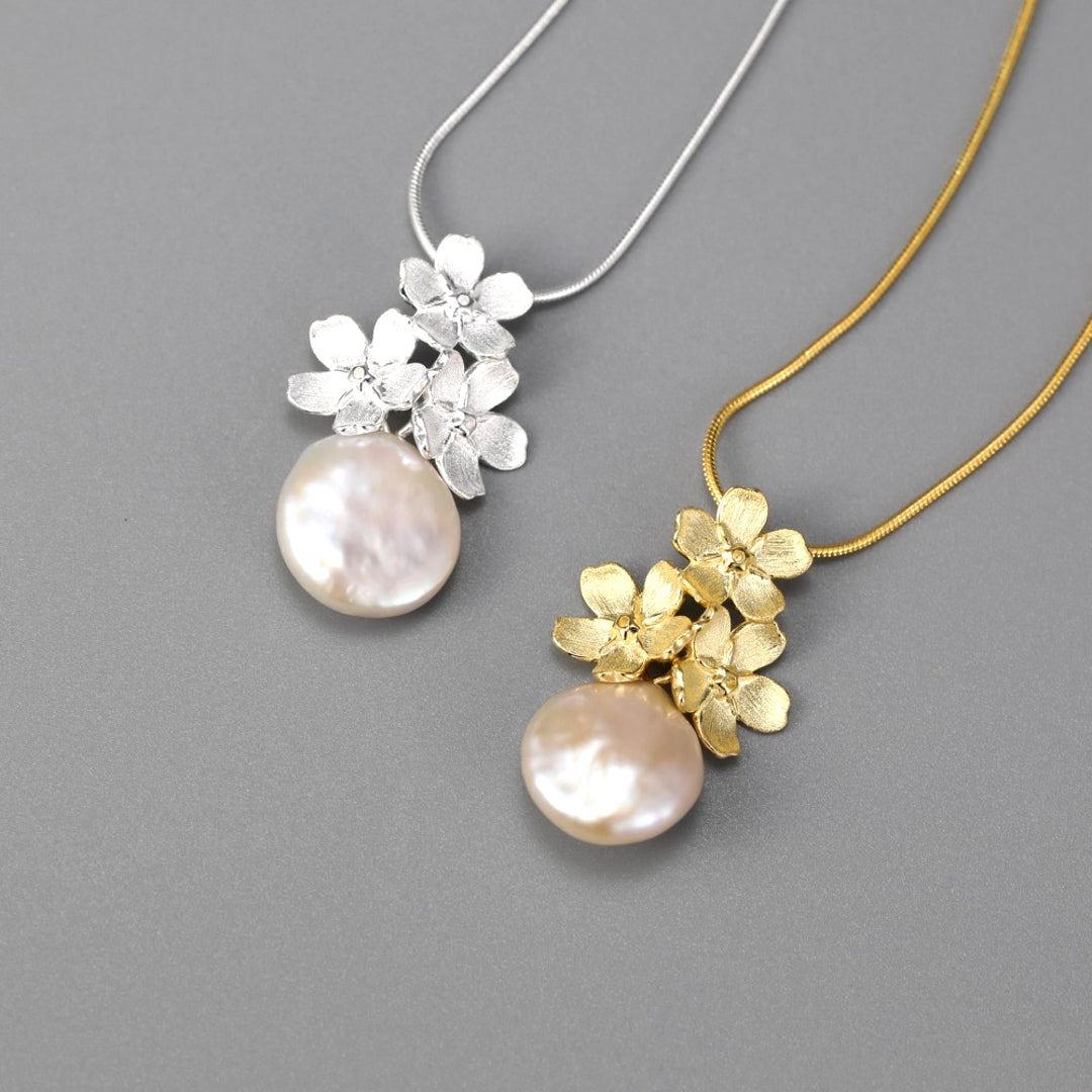 Forget-Me-Not-Pendant-With-Baroque-Pearl-By-Yonandole_4