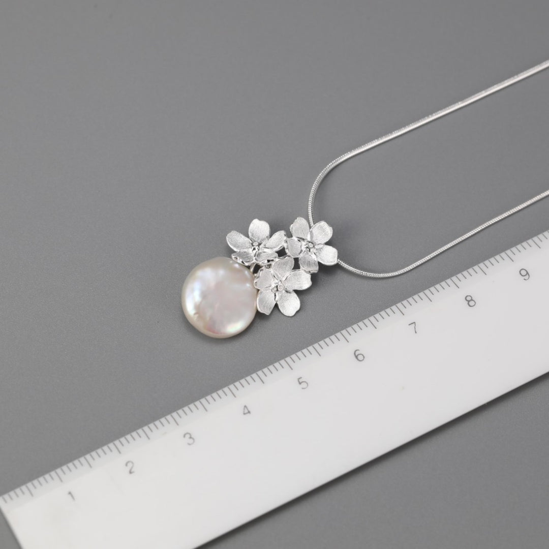 Forget-Me-Not-Pendant-With-Baroque-Pearl-By-Yonandole_7