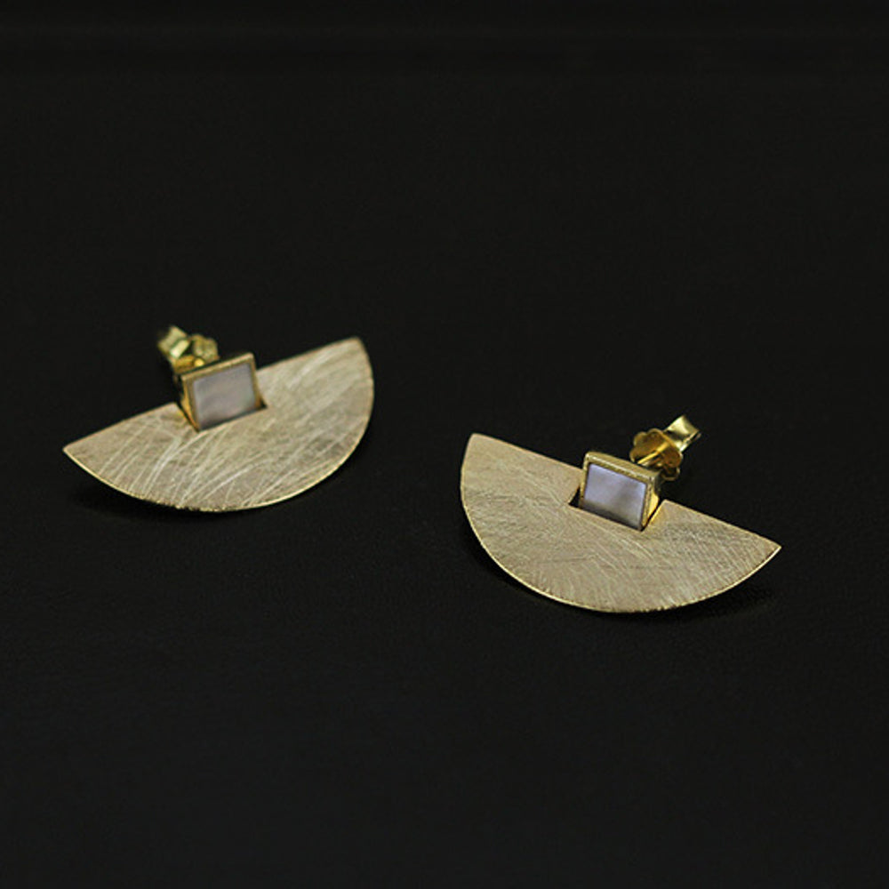 
                  
                    Geometric-Earrings-By-Yonandole_6
                  
                