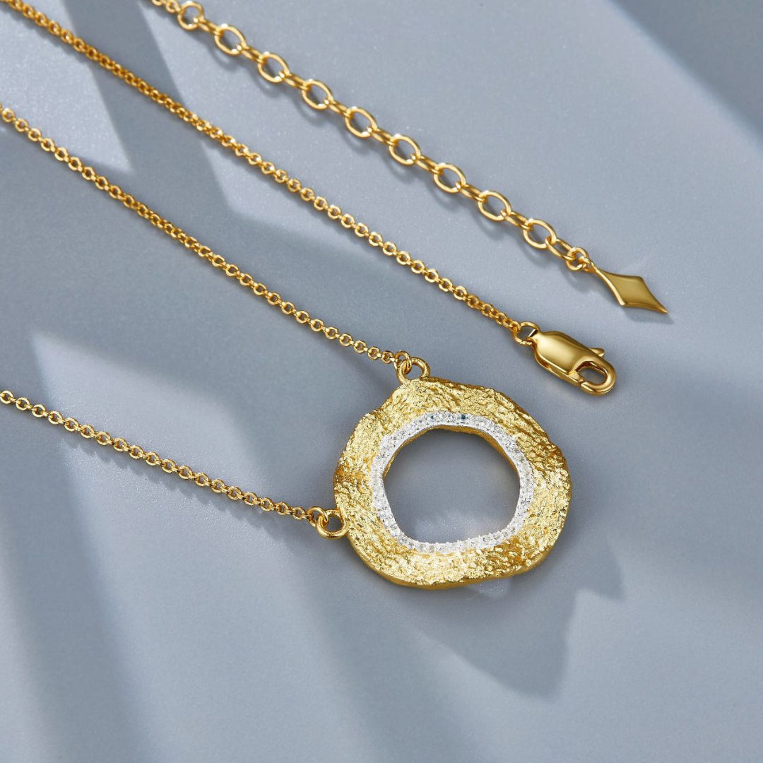 Hammered-Jewelry-With-Zirconia-By-Yonandole_5