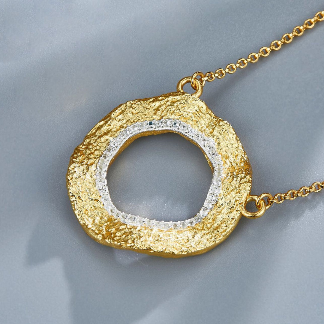Hammered-Jewelry-With-Zirconia-By-Yonandole_9