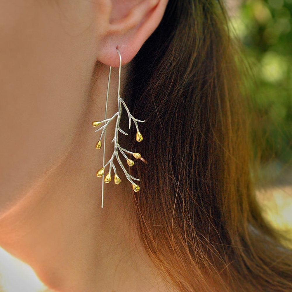 
                      
                        Handmade-Branch-Earrings-By-Yonandole_8
                      
                    