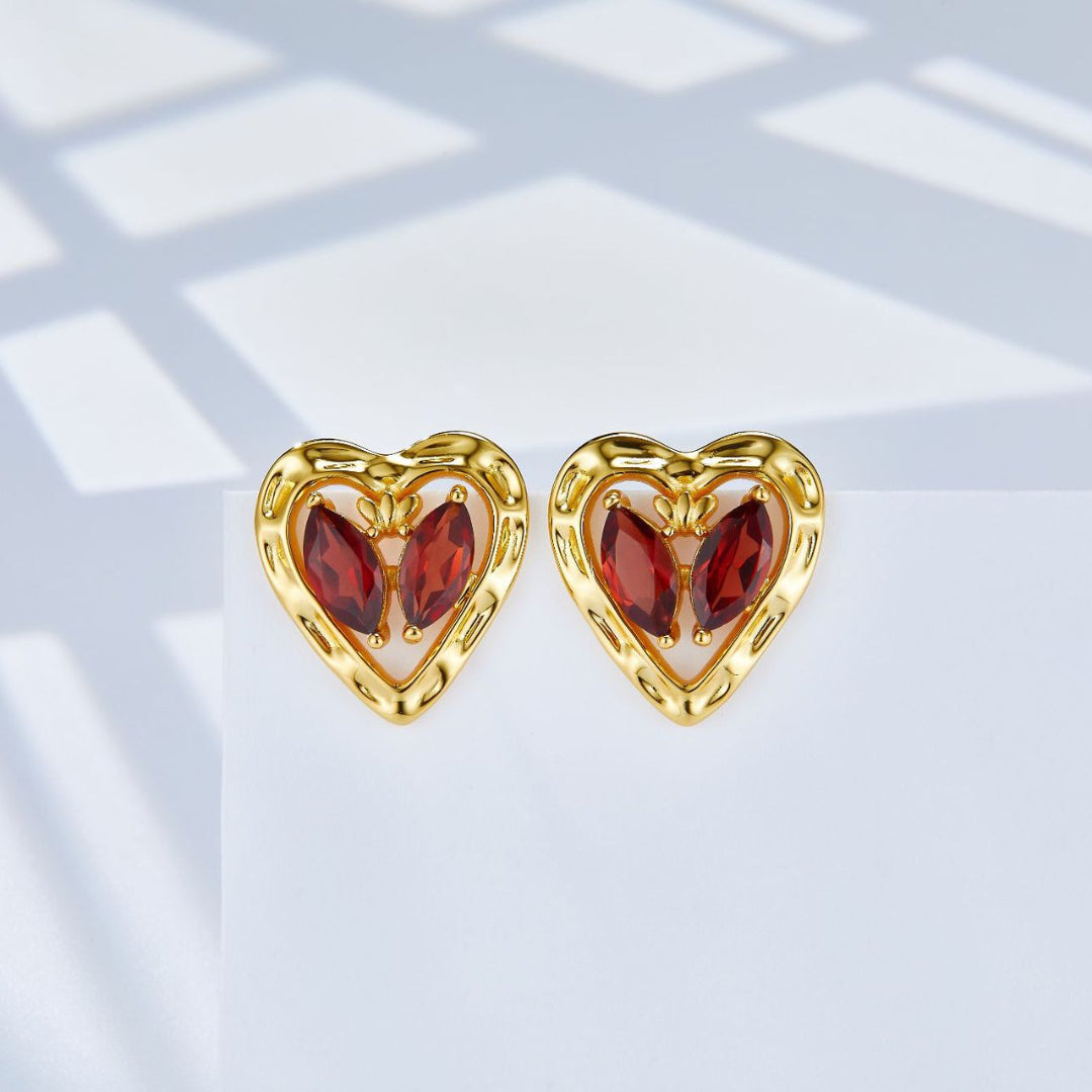 Heart-Earrings-With-Garnet-By-Yonandole_5