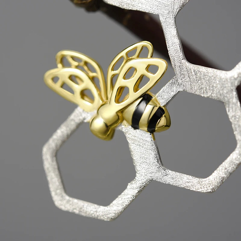 
                  
                    Honeycomb-Earrings-With-Bee-By-Yonandole_4b
                  
                