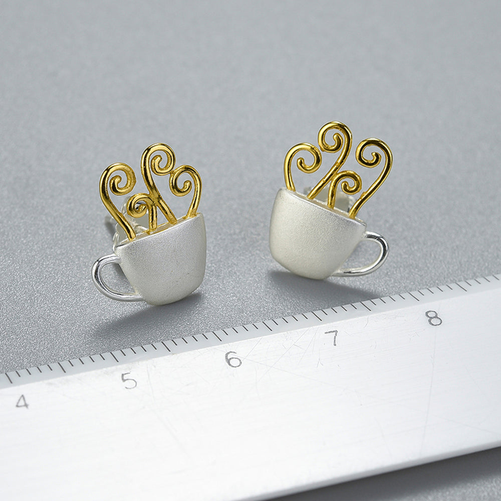 
                      
                        Hot-Coffee-Cup-Earrings-By-Yonandole_7
                      
                    