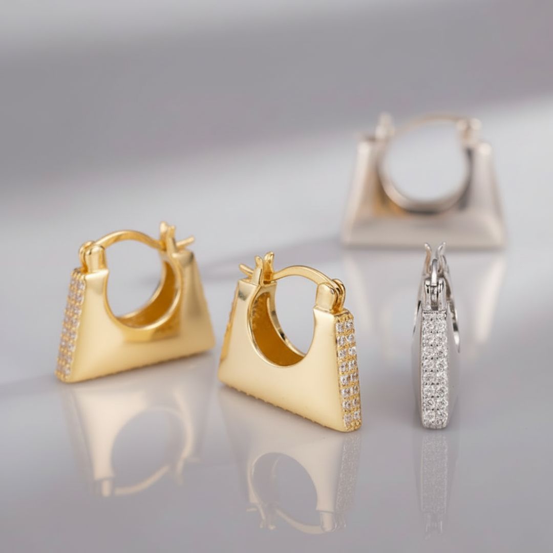 Huggies-Handbag-Design-With-Pave-Zirconia-By-Yonandole_5