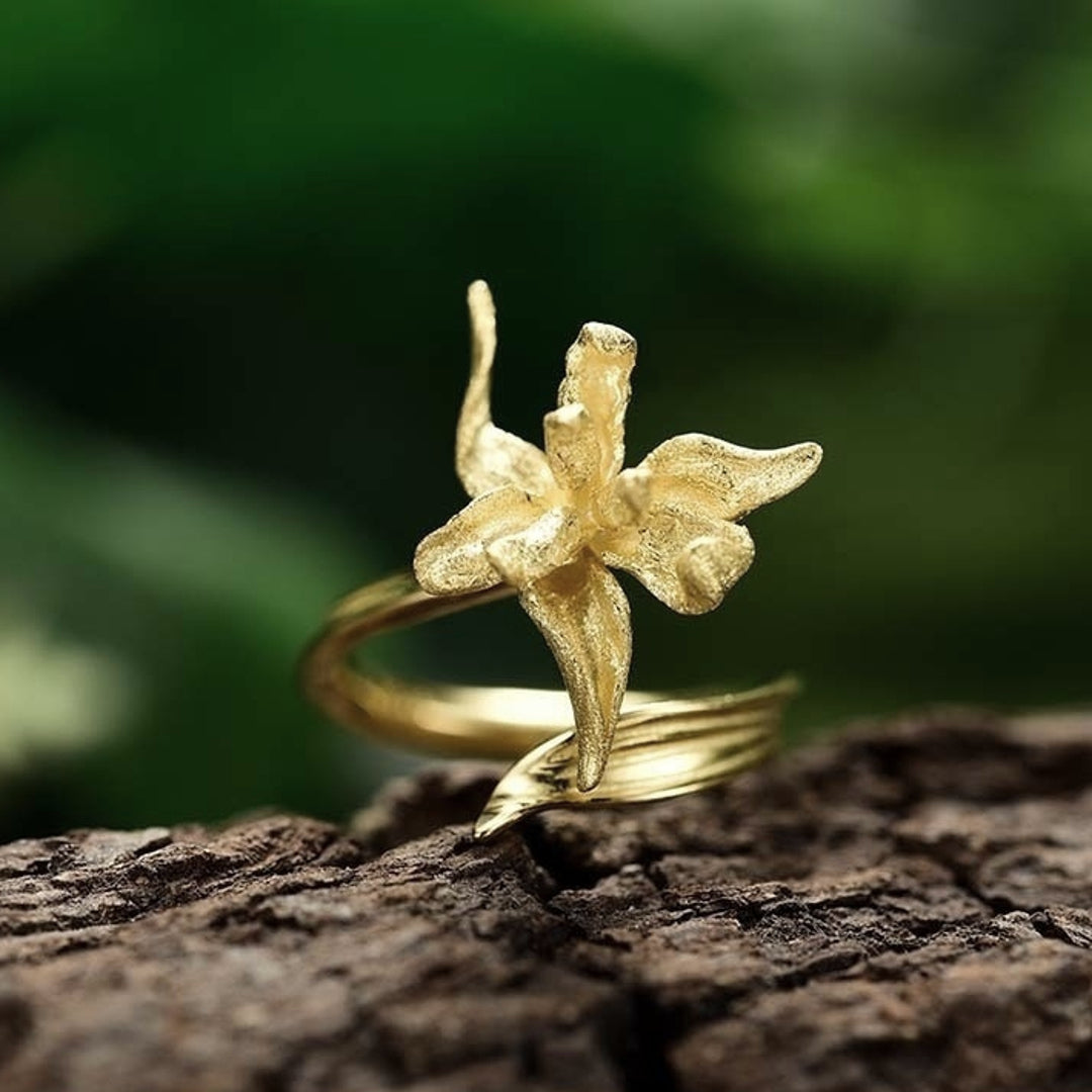Iris Flower Ring In 925 Sterling Silver 18K Gold Plated Iris Flower Ring In 925 Sterling Silver 18K Gold Plated