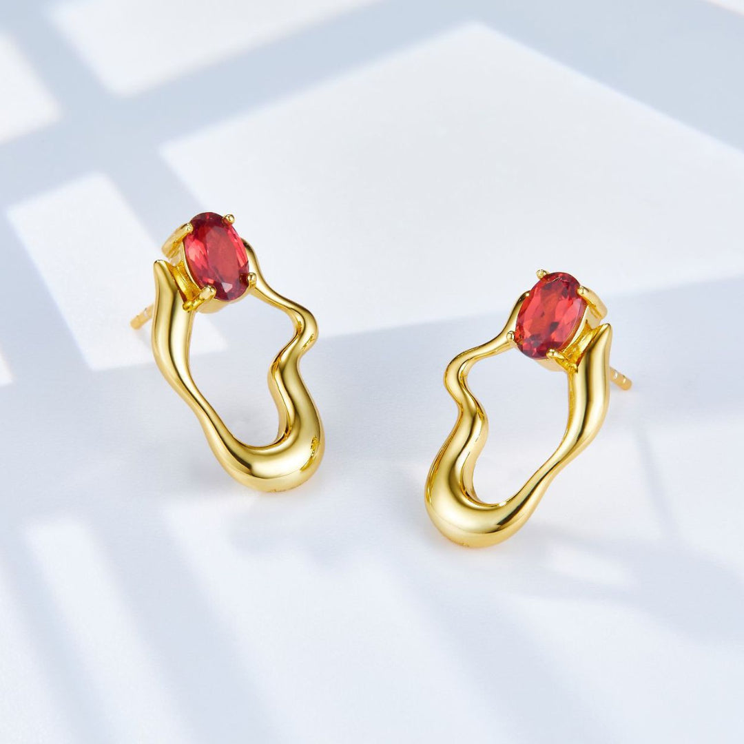 Irregulary-Shaped-Earrings-With-Faceted-Garnet-By-Yonandole_3