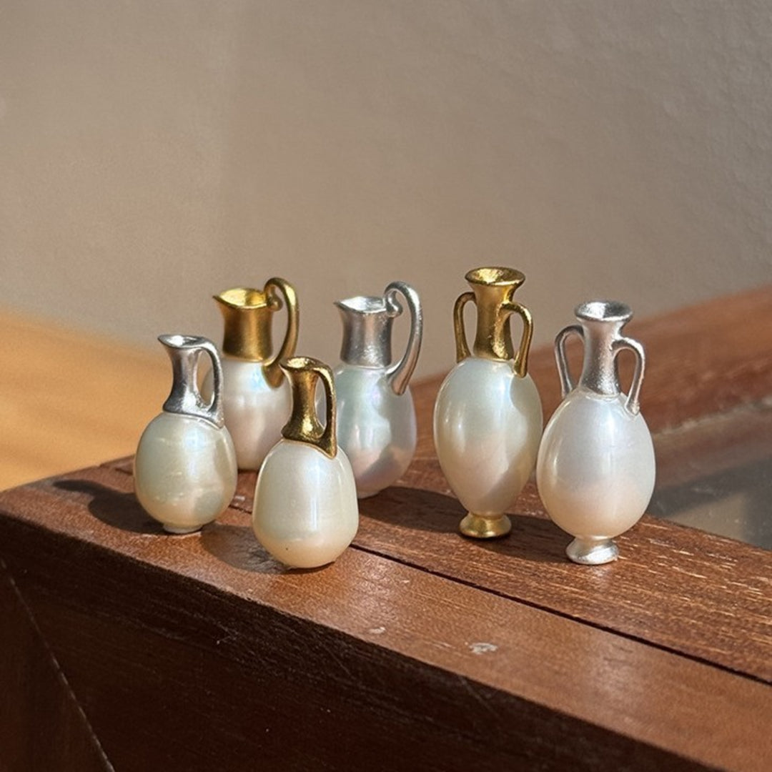 Jug-Pendants-With-Freshwater-Pearl-By-Yonandole_1