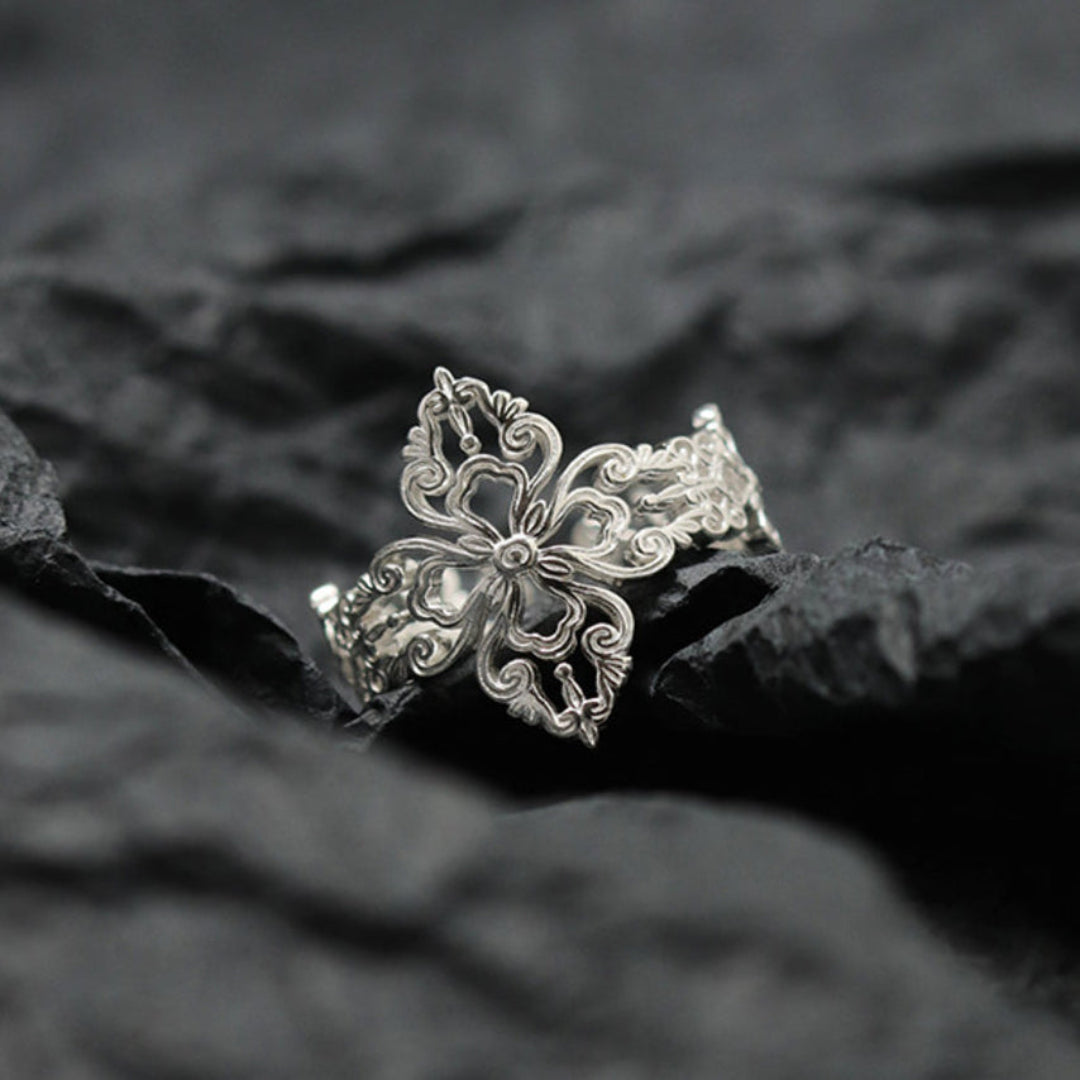 Lace-Pattern-Ring-With-Exquisite-Openwork-By-Yonandole_3