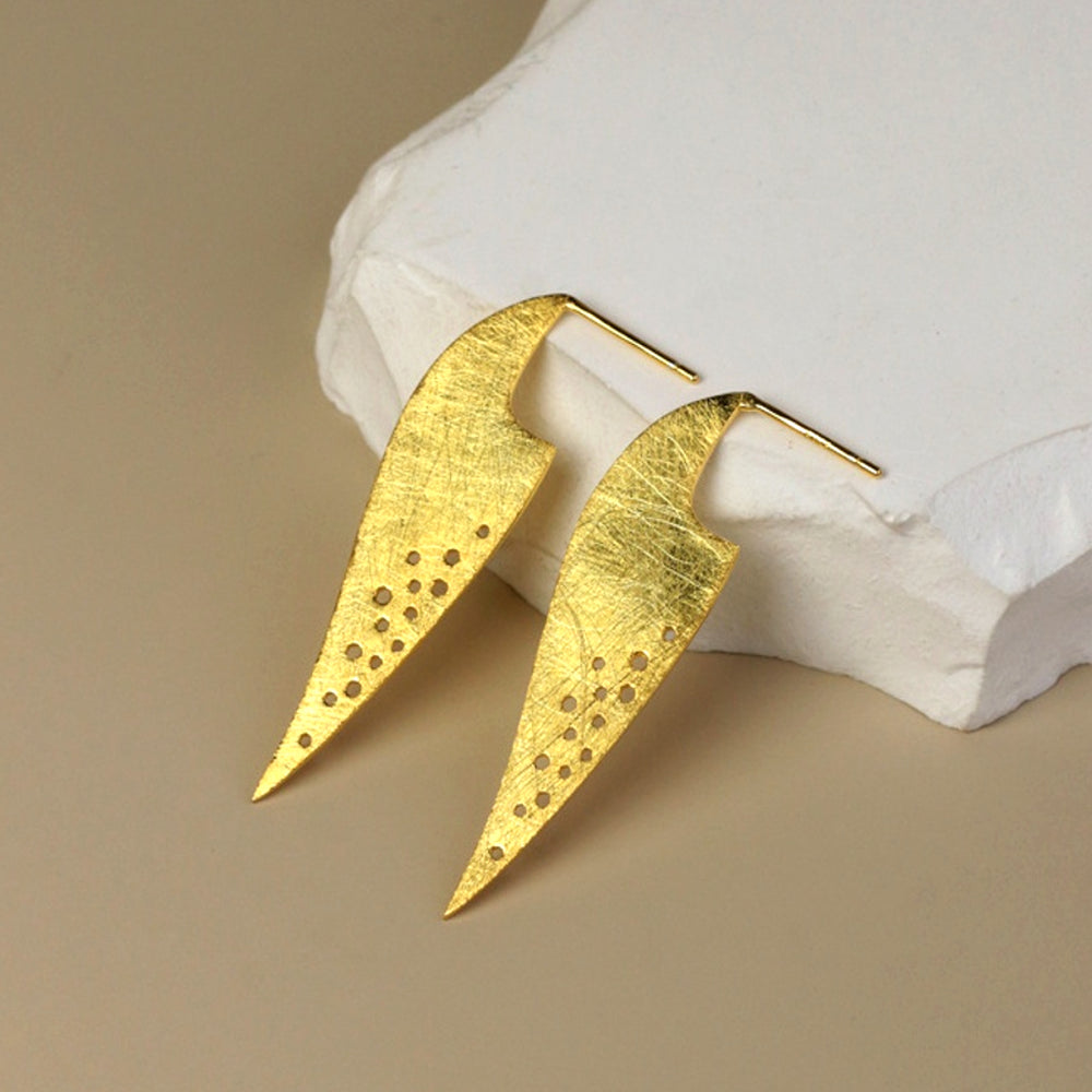 
                  
                    Leaf-Earrings-By-Yonandole_990
                  
                