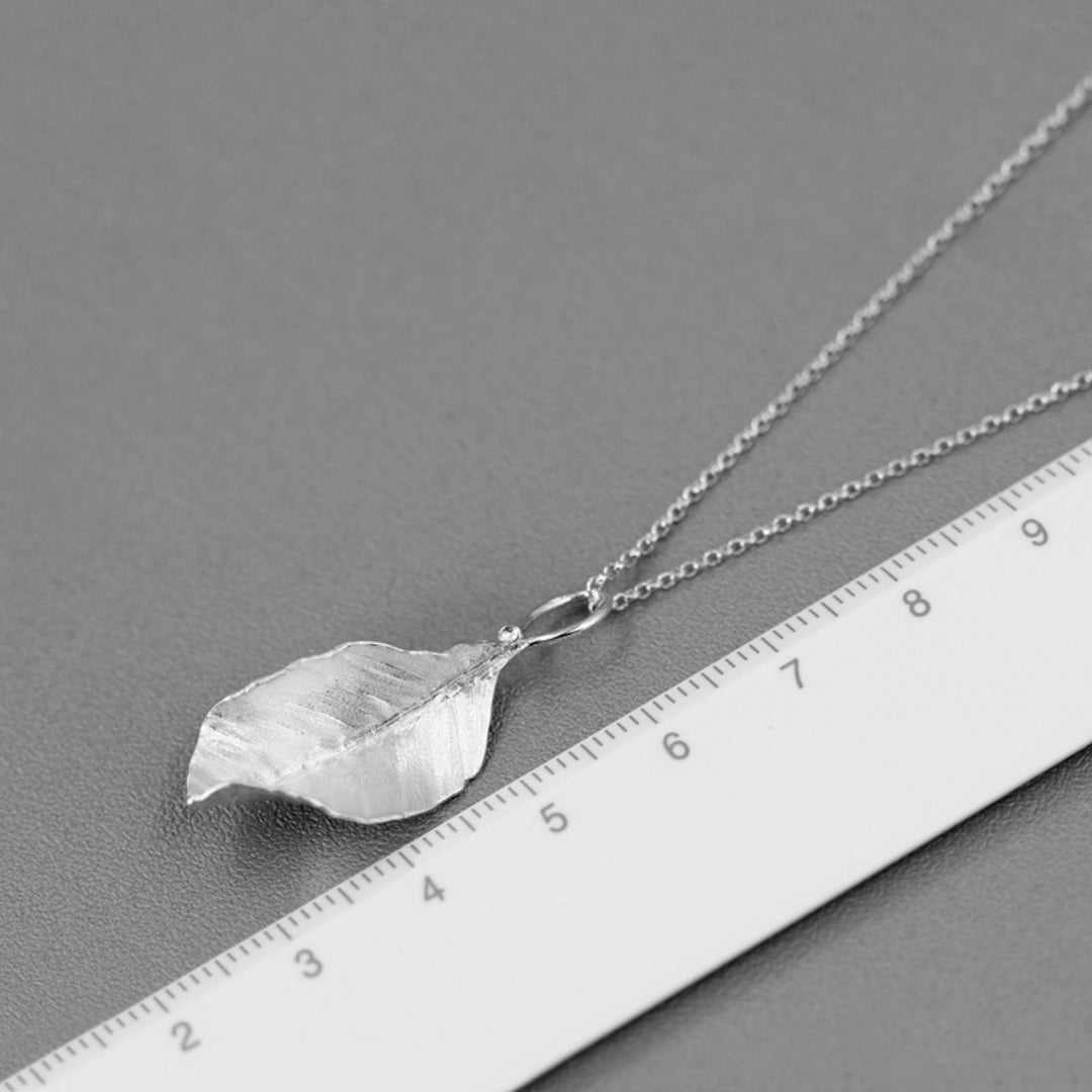 Leaf-Pendant-By-Yonandole_3