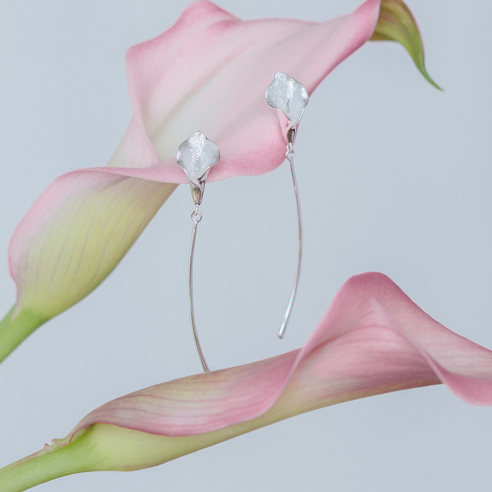 Lily-Calla-Flower-Earrings-By-Yonandole_3