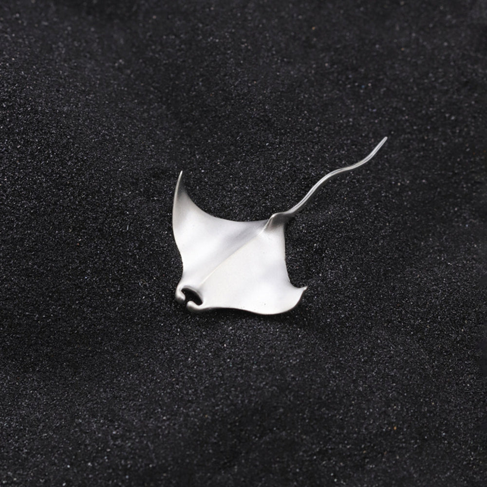 
                  
                    Manta-Ray-Brooch-By-Yonandole_1
                  
                