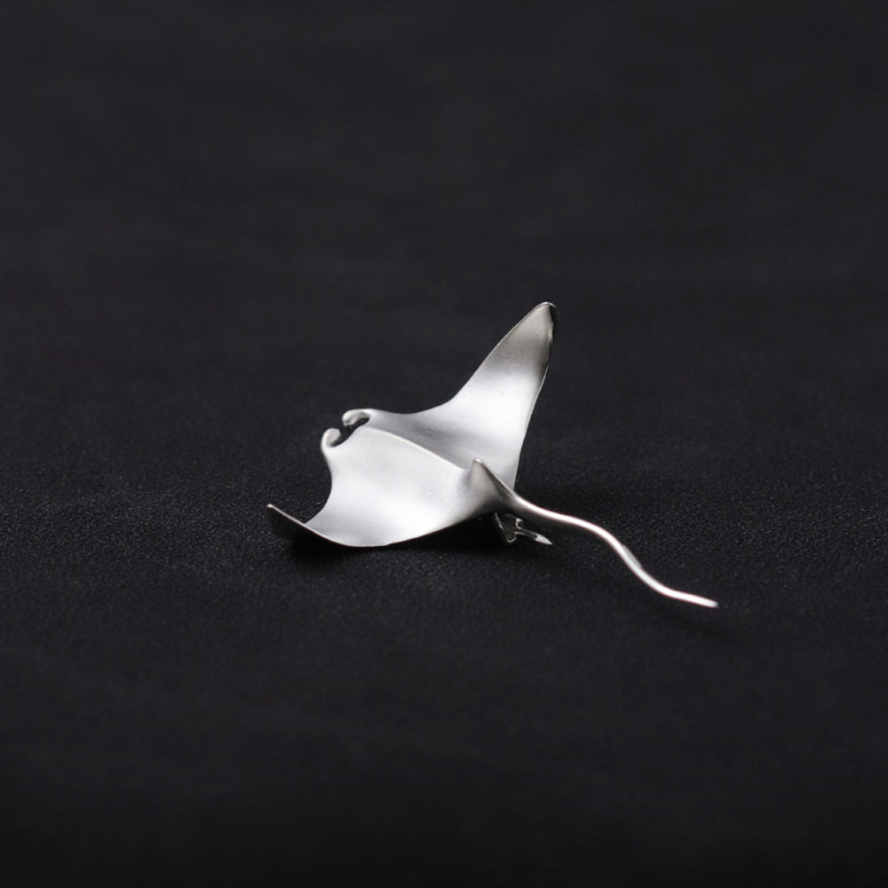 
                  
                    Manta-Ray-Brooch-By-Yonandole_6
                  
                