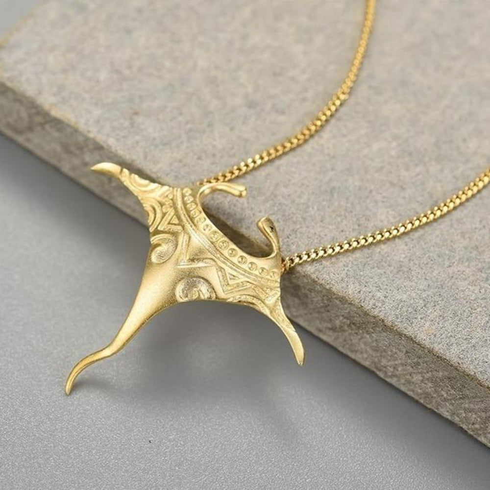 Manta-Ray-Pendant-With-Necklace-By-Yonandole_8