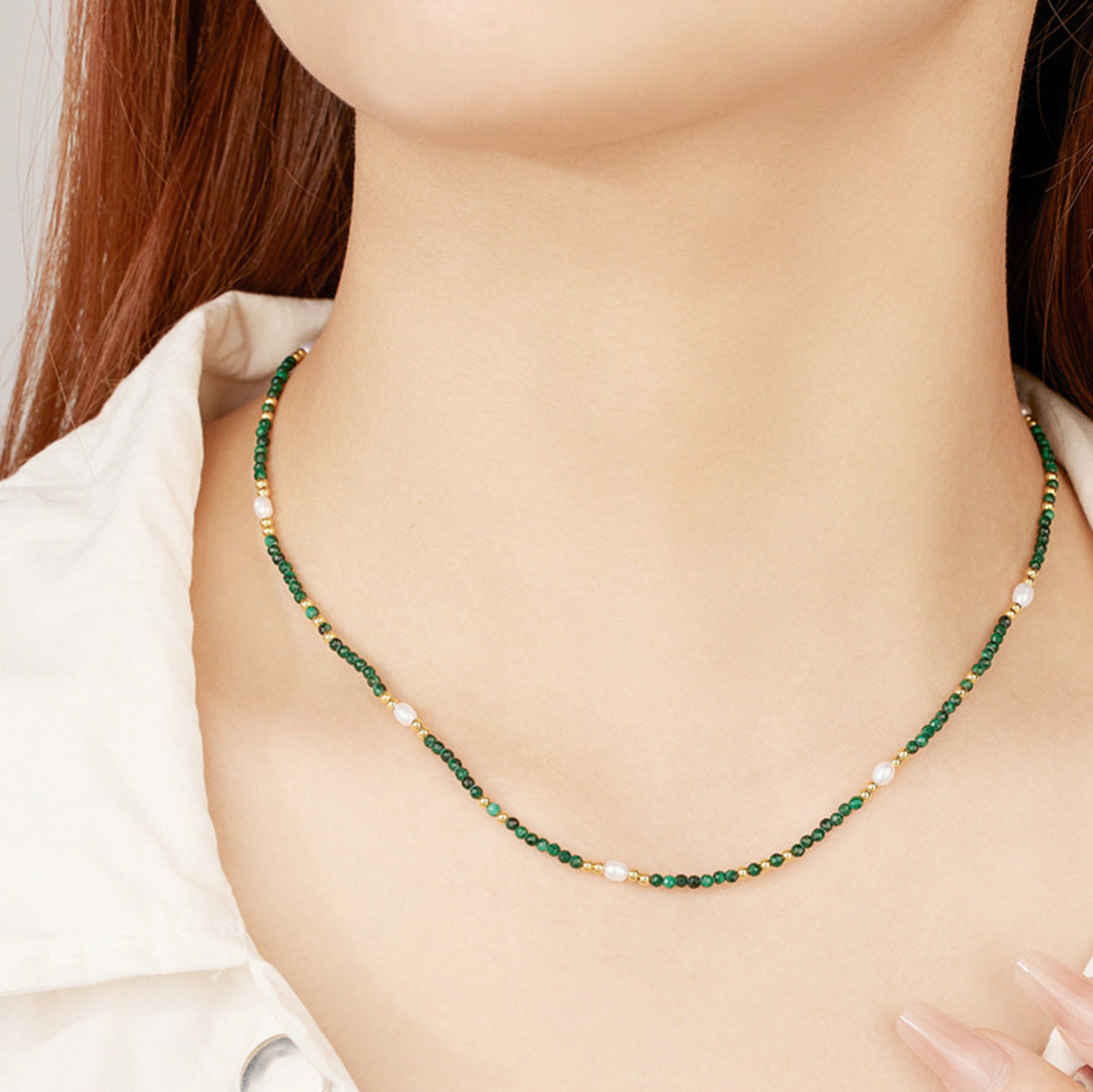 Necklace-And-Bracelet-With-Malachite-And-Pearls-By-Yonandole_4