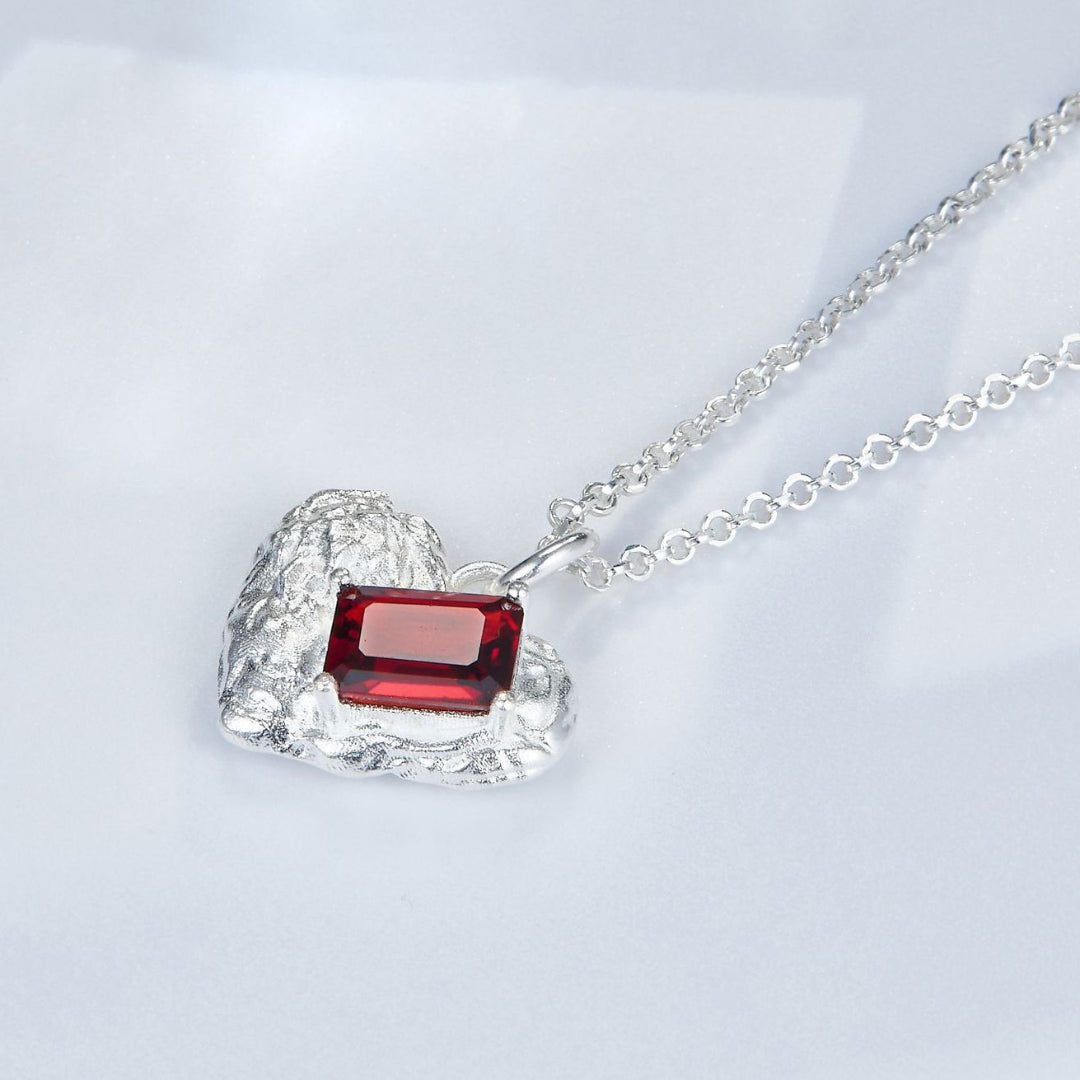 Necklace-And-Heart-Pendant-With-Garnet-By-Yonandole_2