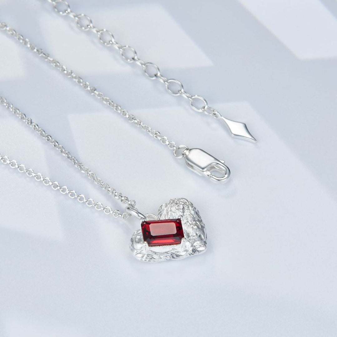 Necklace-And-Heart-Pendant-With-Garnet-By-Yonandole_9