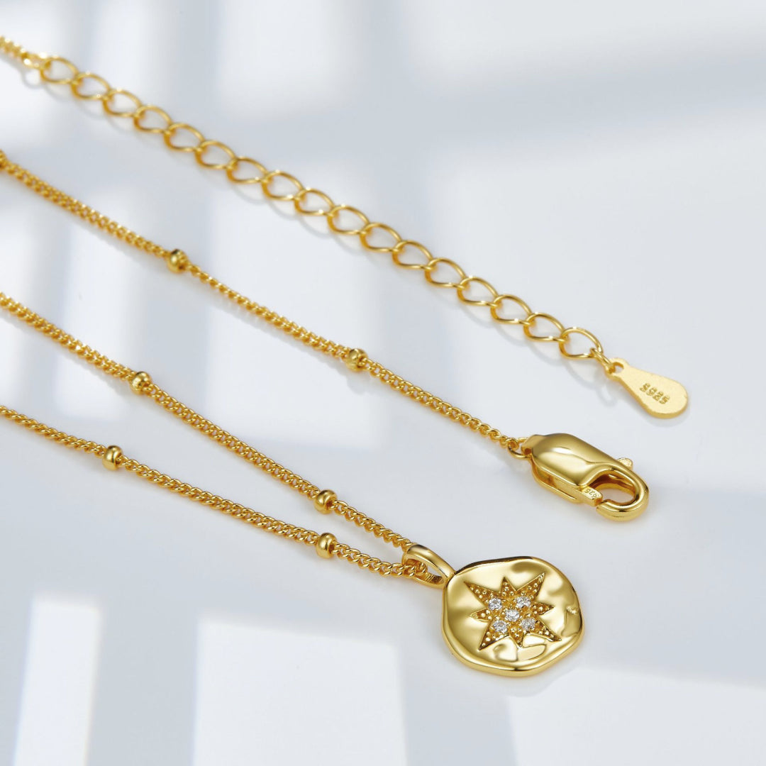 Necklace-And-Medallion-With-A-Star-By-Yonandole_5