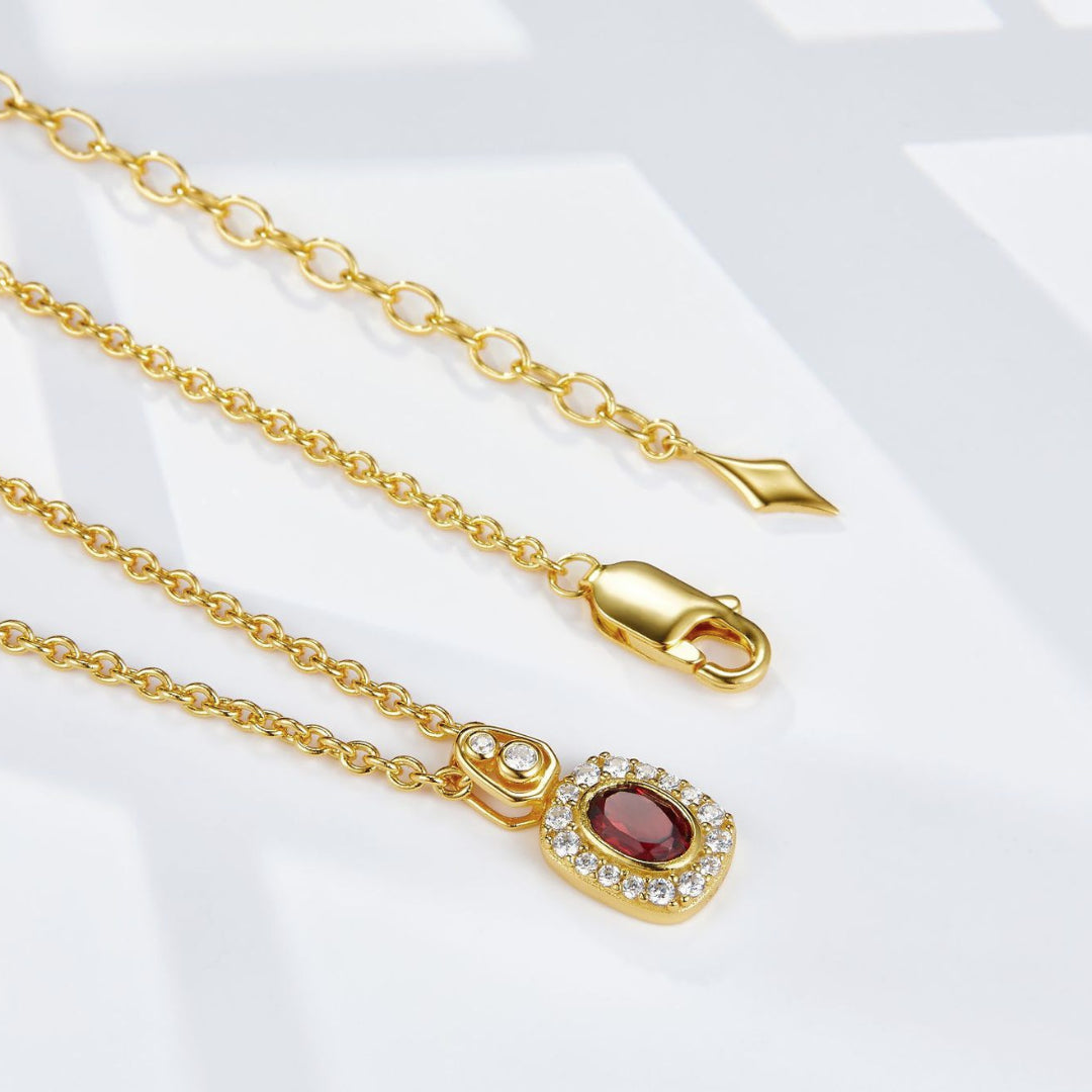 Necklace-And-Pendant-With-Garnet-And-Zirconia-By-Yonandole_7a