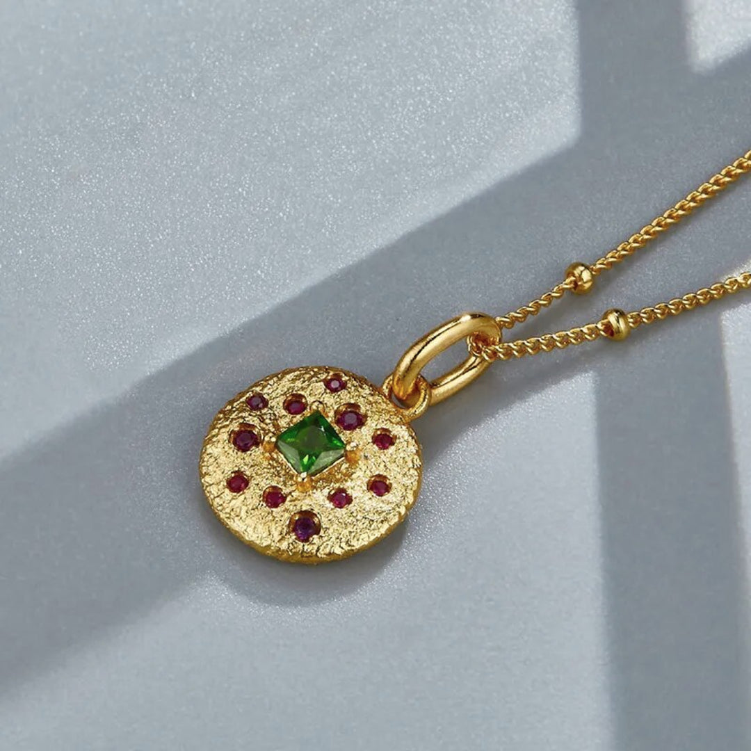 Necklace-And-Pendant-With-Natural-Diopside-By-Yonandole_3